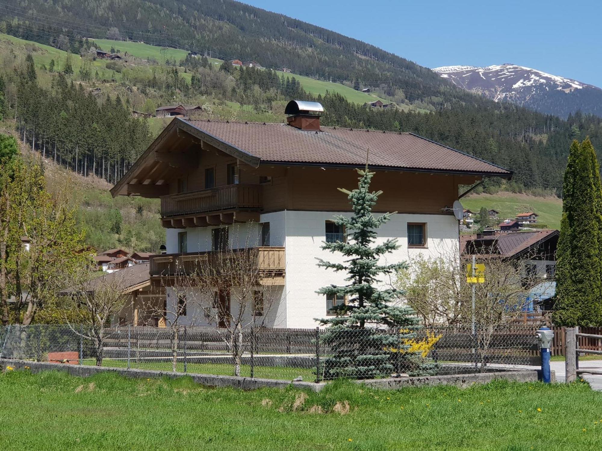 Apartment Johann In Wald Im Pinzgau With Balcony ภายนอก รูปภาพ